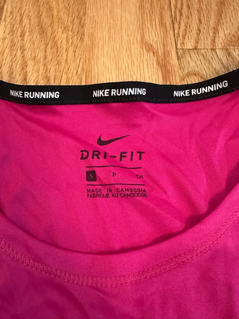 Nike Swoosh Running Tank, Dri-Fit Women's Pink Racerback Tank, Size Small - Picture 2 of 6